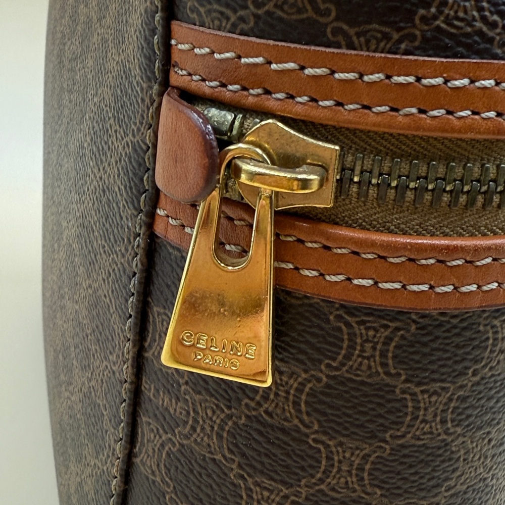 Celine Brown and Tan Cosmetic Case - Picture 6 of 15